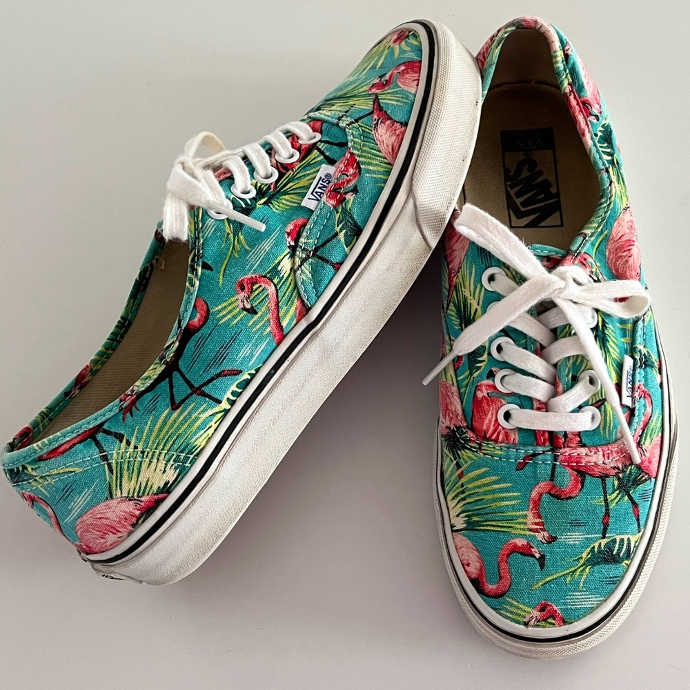 Vans | 10 | Flamingo Print - image 1
